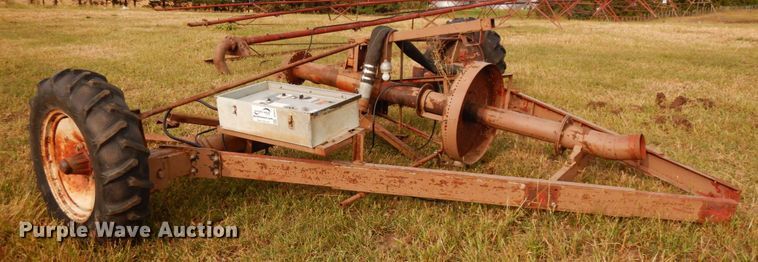 (4) Reinke irrigation towers - DH6641