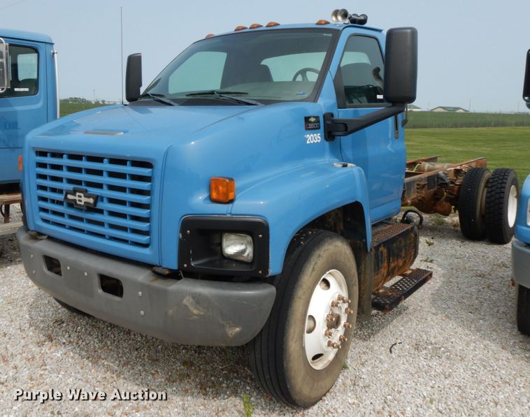 2008 Chevrolet C8500  truck cab and chassis - HJ9678