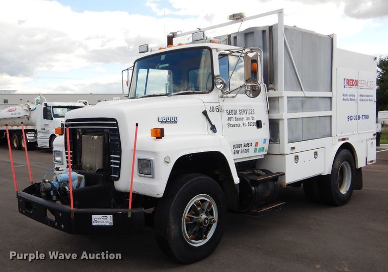 1994 Ford L8000  sewer jetter  truck - DI8308