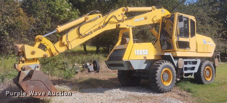 Badger 1085D  wheeled excavator - EQ9445
