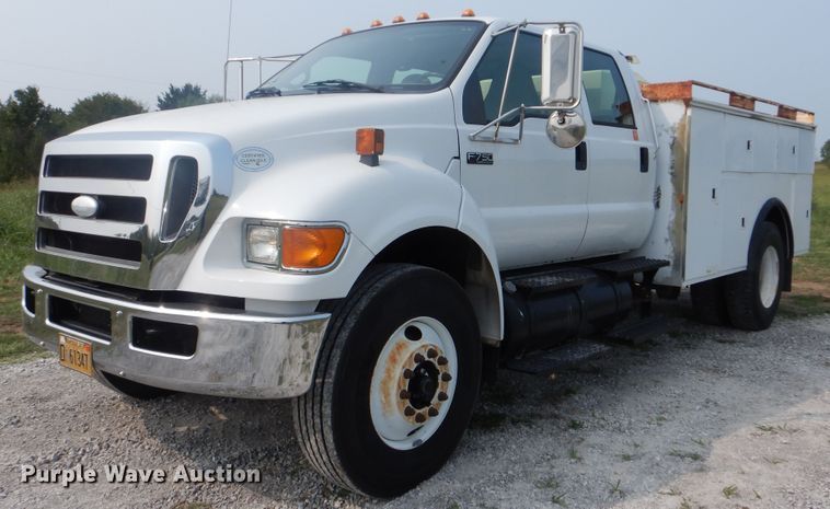 2009 Ford F750 Super Duty XL  utility truck - GM9181
