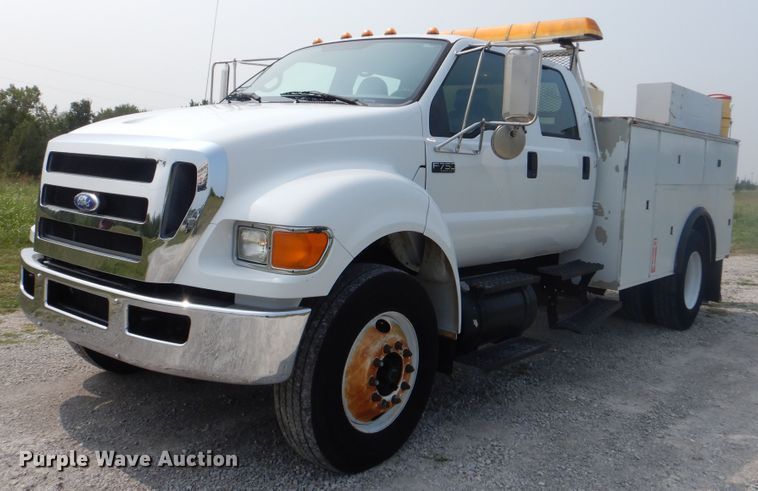 2008 Ford F750 Super Duty XL  utility truck - GM9184