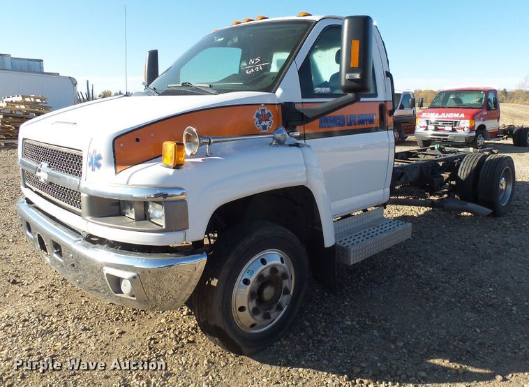2009 Chevrolet C4500  truck cab and chassis - EF9669