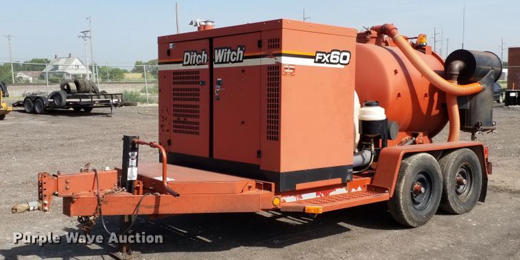 2004 Ditch Witch FX60 vacuum excavator - DE7019