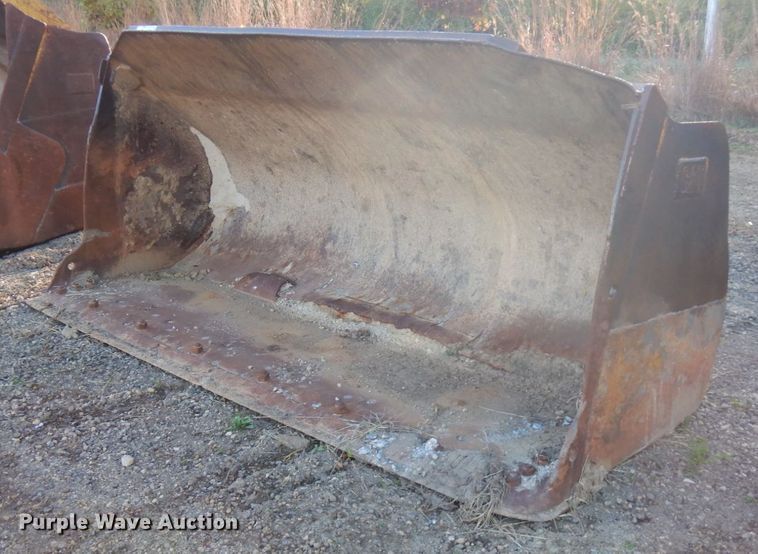 Caterpillar 116"W loader bucket - HD9054