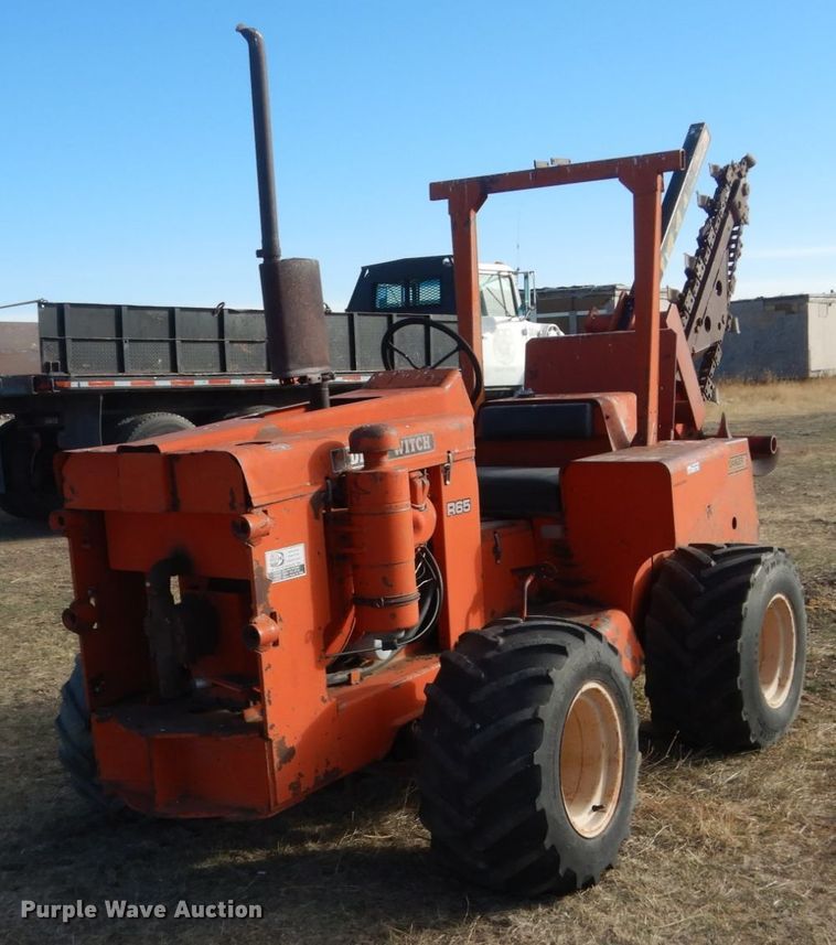 1977 Ditch Witch R65  trencher - HS9360