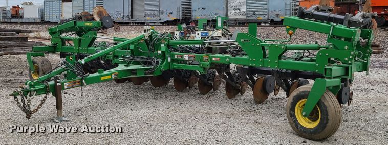 2012 John Deere 2510H anhydrous applicator - HM9259