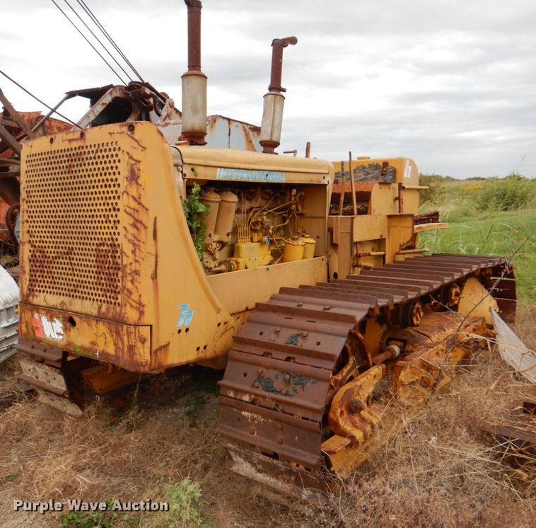 1951 International Harvester TD18A  crawler tractor - DJ6641