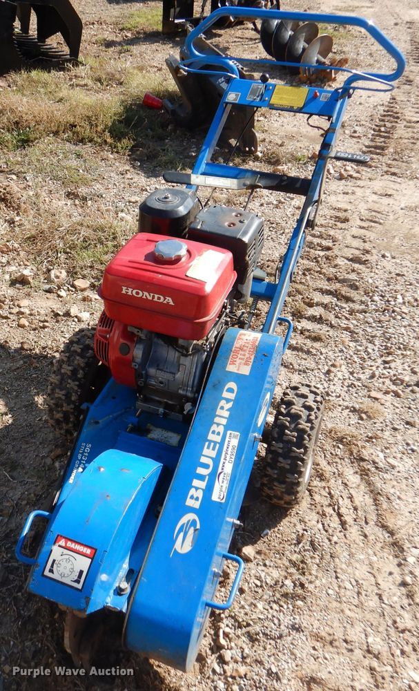 Blue Bird SG1314A stump grinder - DY9590