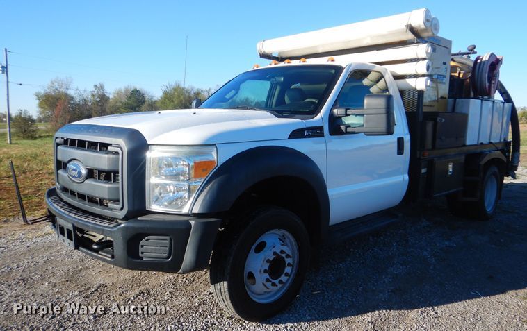 2012 Ford F550 Super Duty XLT  vacuum truck - HX9015