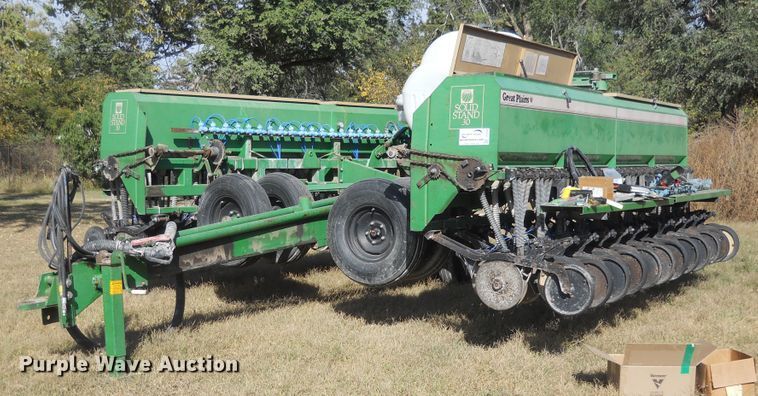 Great Plains Solid Stand 30 split row grain drill - DF4549