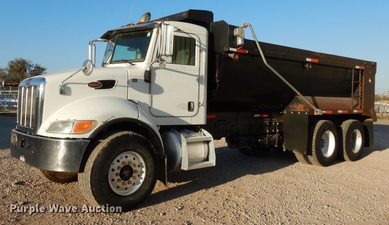 2009 Peterbilt 340  dump truck - DJ6688