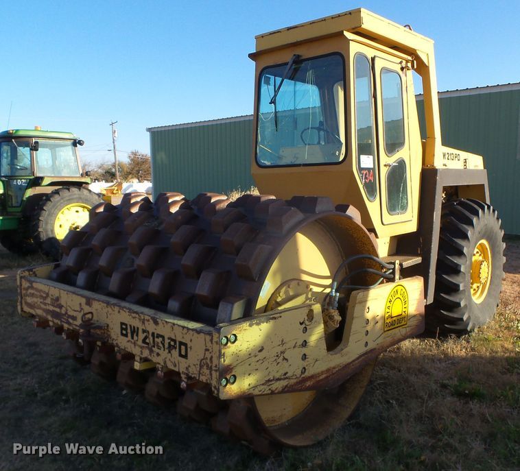 1987 Bomag BW213PD  vibratory single drum roller - DG8377