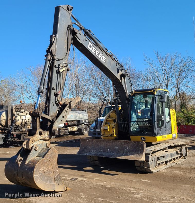 2014 John Deere 135G  excavator - HE9919