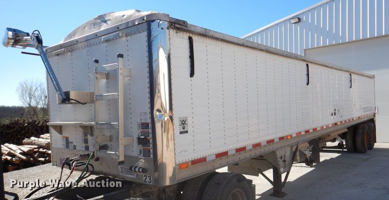 2007 Wilson DWH-500 double hopper bottom grain trailer - DY9606