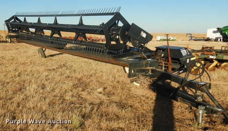 2005 MacDon windrower - HU9675