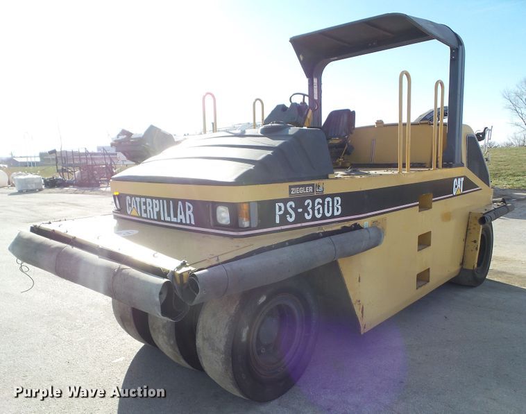 Caterpillar PS-360B  pneumatic roller - DF0997