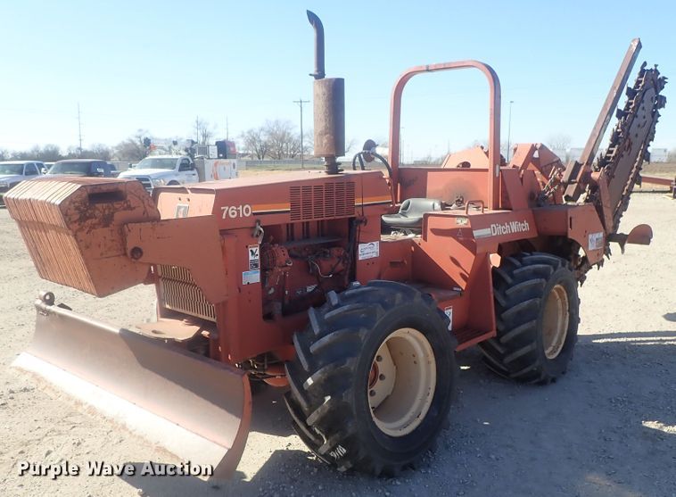 1997 Ditch Witch 7610  trencher - DI7335