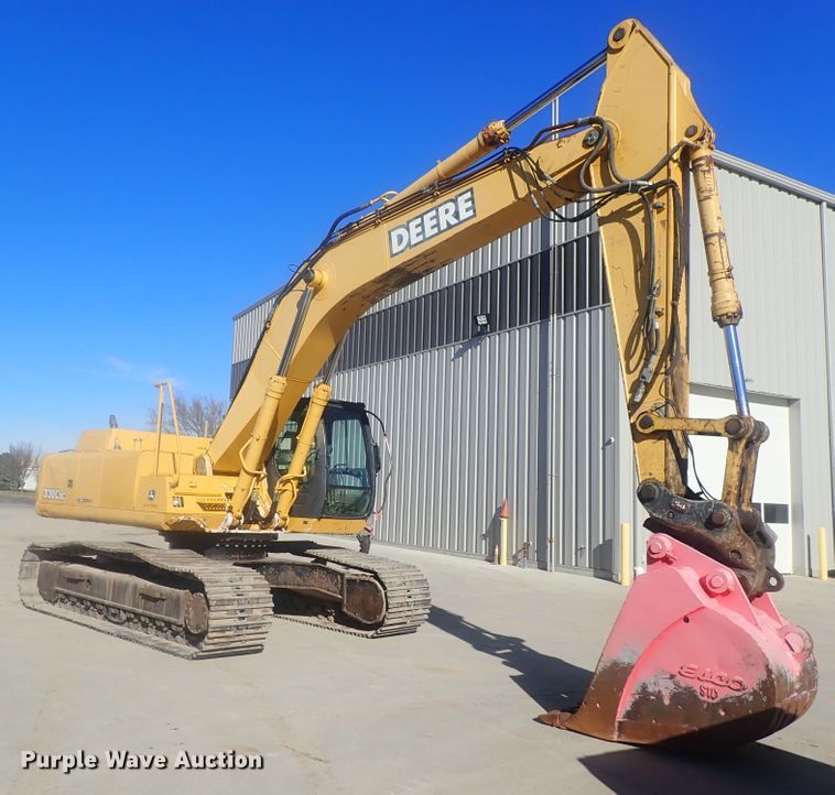 2005 John Deere 330C LC  excavator - DI7414