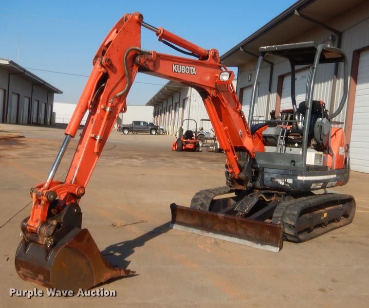 Kubota KX71-3  mini excavator - DJ2150