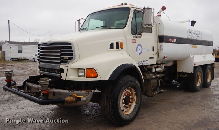 2007 Sterling L-Line  water truck - DJ8539