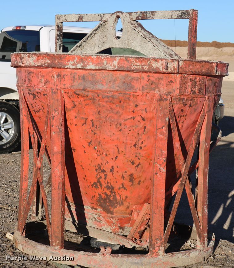 54" diameter concrete bucket - EO9846
