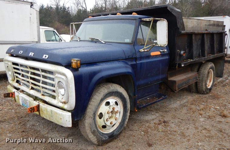 1979 Ford F600  dump truck - HP9098