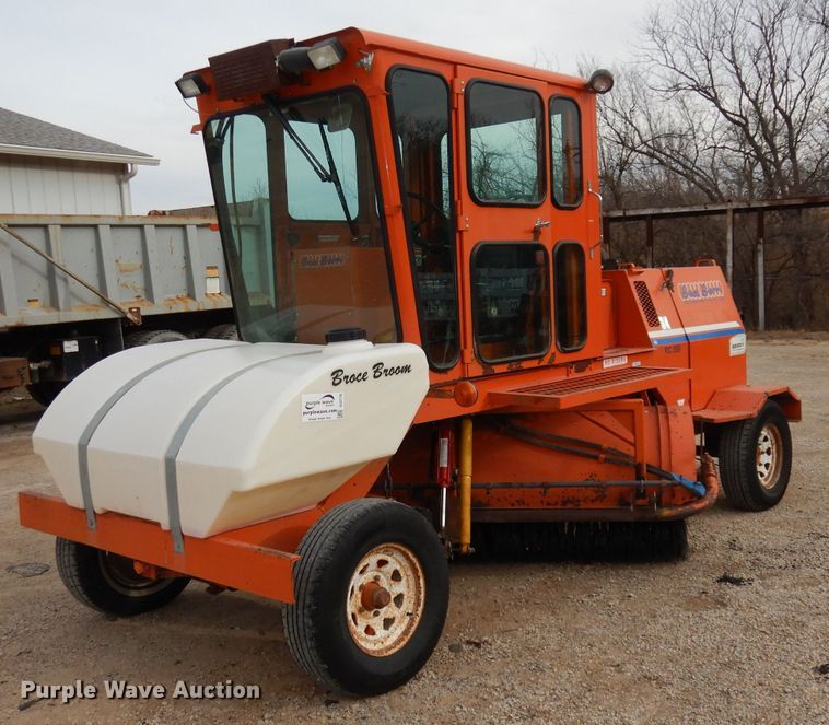 Broce RC350  broom - DJ2776