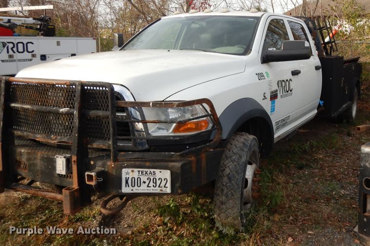 2011 Dodge Ram 5500HD  flatbed truck - DJ8064