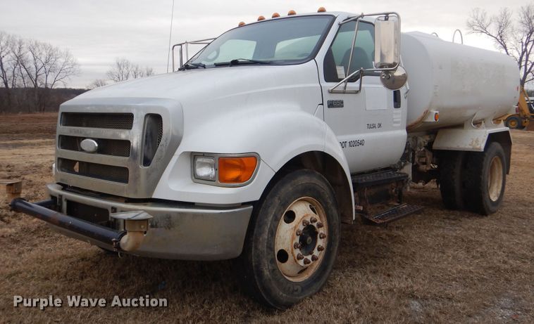2007 Ford F650 Super Duty XL  water truck - DJ8586