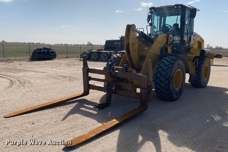 2017 Caterpillar 938M  wheel loader - DG8404