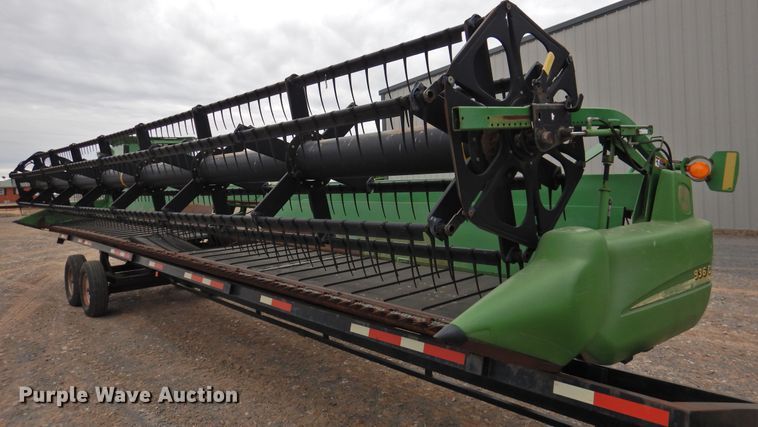 John Deere 936D  draper head - DG1624