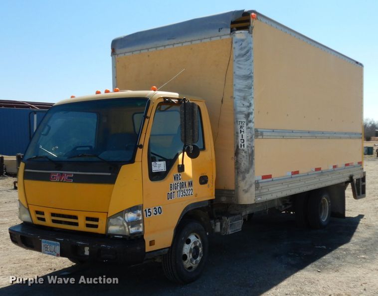 2007 GMC W4500  box truck - DM2812