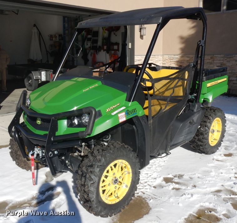 2019 John Deere XUV590M  utility vehicle - IG9184