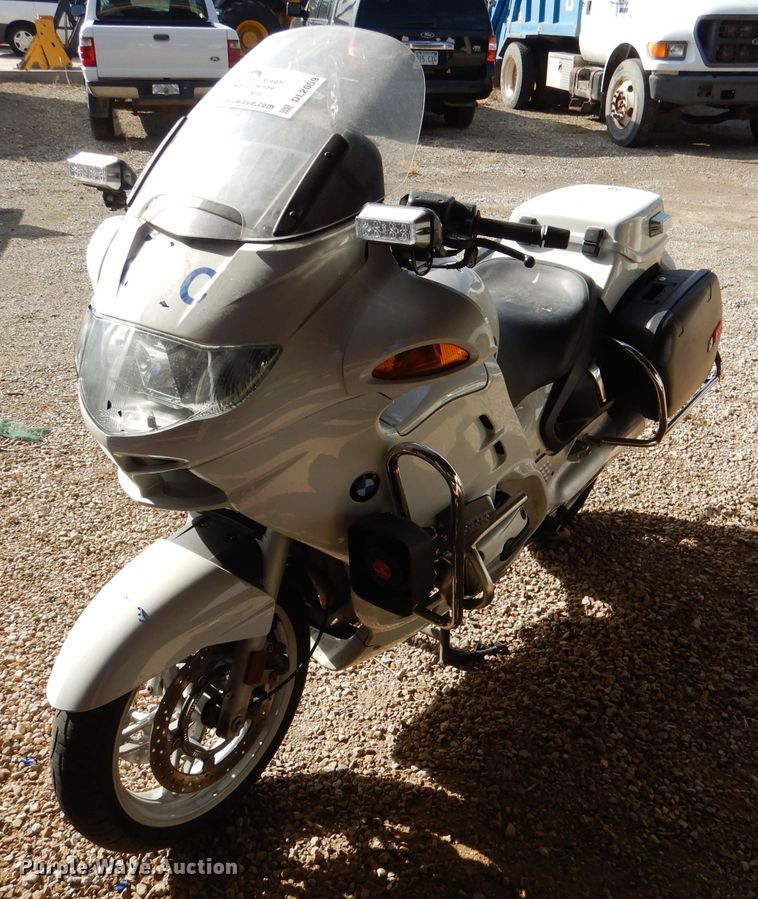 2006 BMW R1150RT motorcycle - DL2059