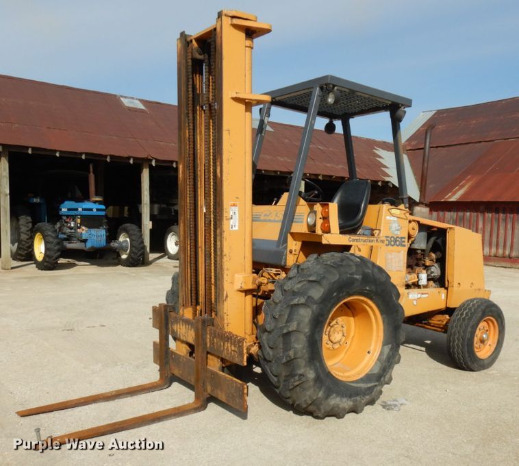 Case 580E  forklift - HR9016