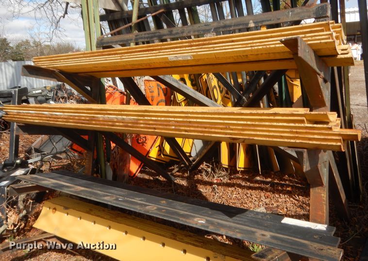 Caterpillar DH2 motor grader blades - HG9557