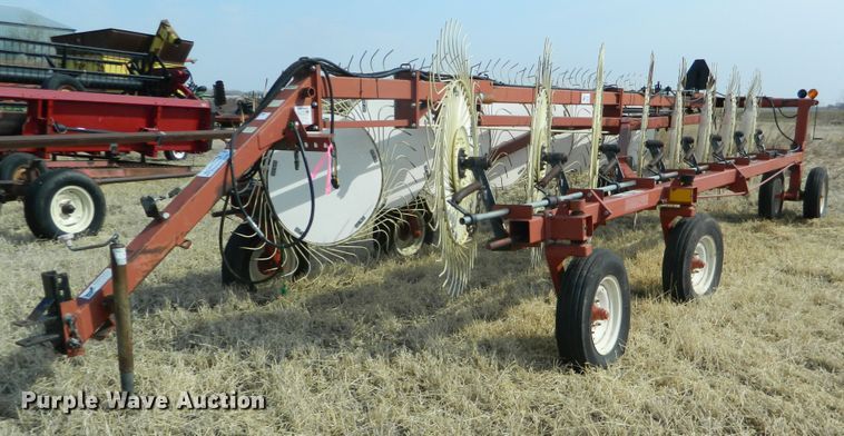 Hesston 3986 hay rake - DF5807