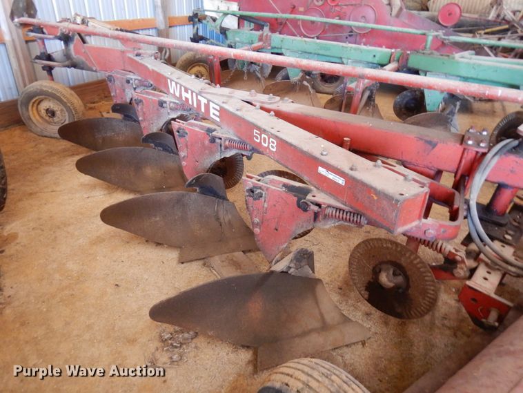 White 508  four bottom plow - HR9010