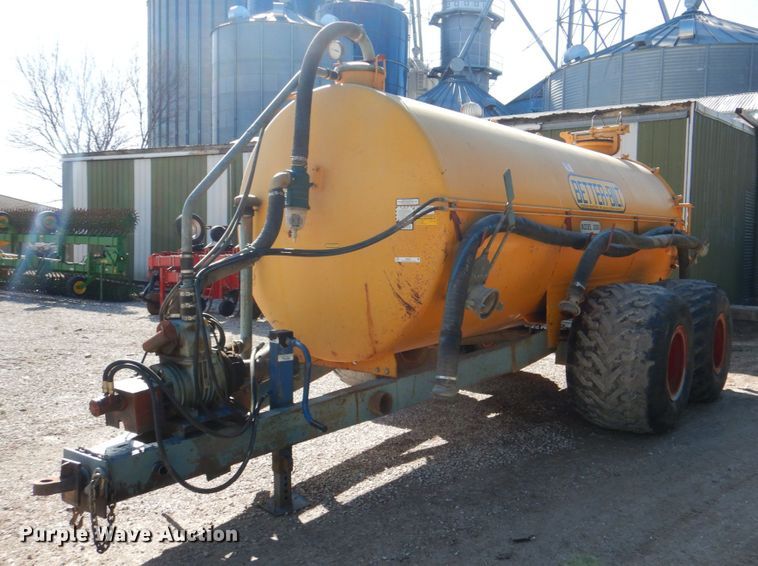 Betterbilt 3350 liquid manure spreader - II9838
