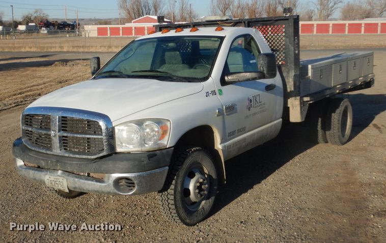 2007 Dodge Ram 3500  flatbed pickup truck - IK9970