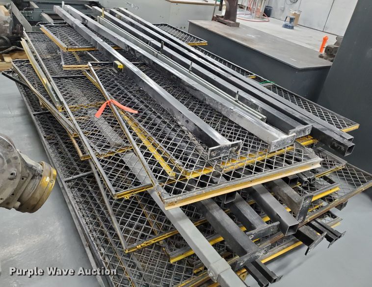 Robot safety cage - IX9026