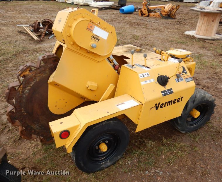 1989 Vermeer TC4  trench compactor - HR9065