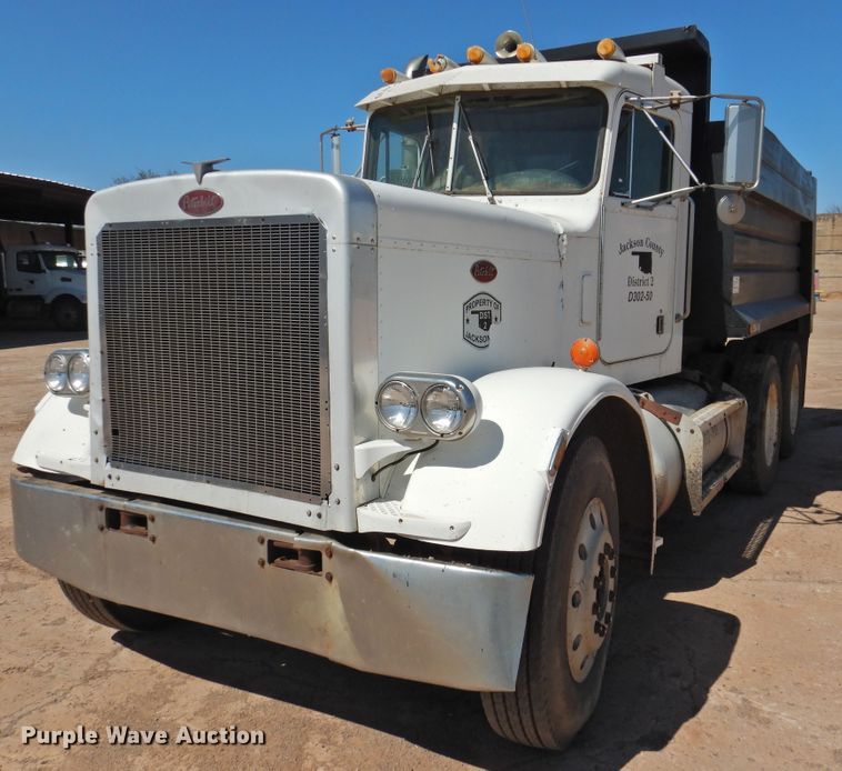 1985 Peterbilt 359  dump truck - DJ8375