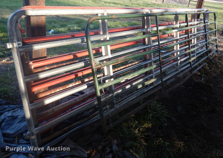 (5) livestock panels - IP9156