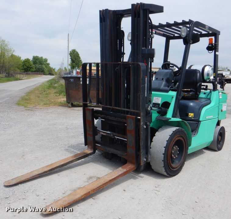 Mitsubishi FG30N  forklift - HX9231