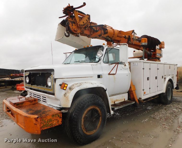 1981 Chevrolet C6500  digger derrick truck - DK8503