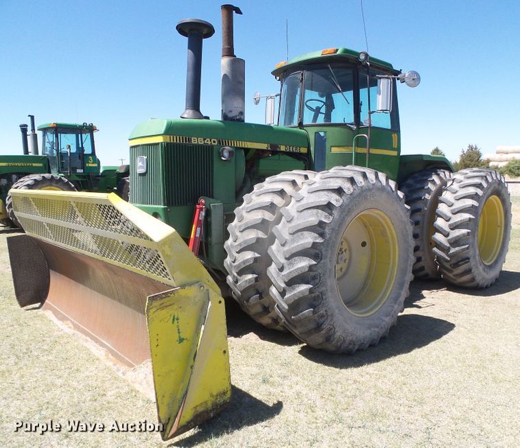 1980 John Deere 8640  4WD tractor - DI5586