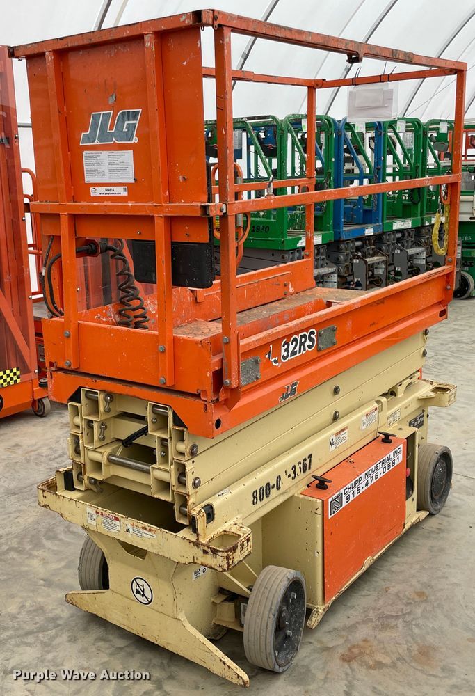 2015 JLG 1932RS  scissor lift - IR9814