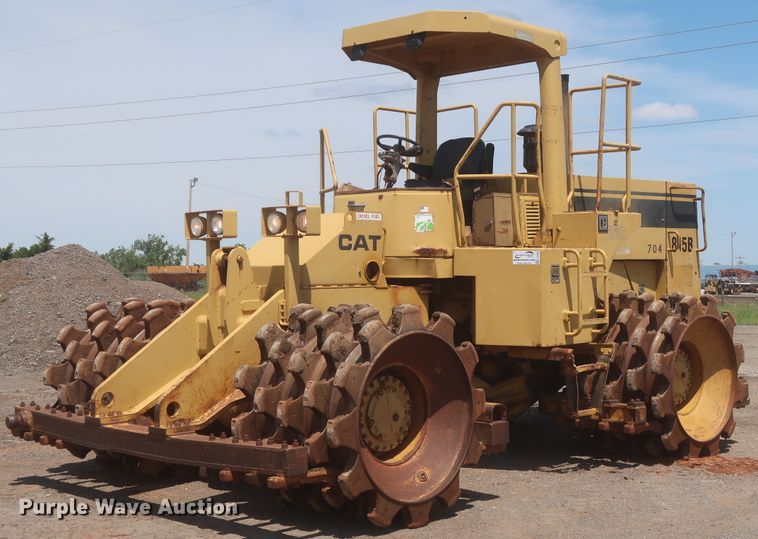 1989 Caterpillar 815B  soil compactor - DJ1835